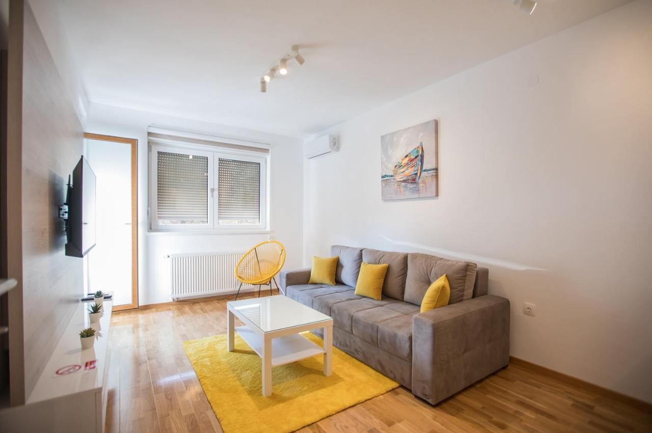 Jelena Apartment II Doboj Buitenkant foto